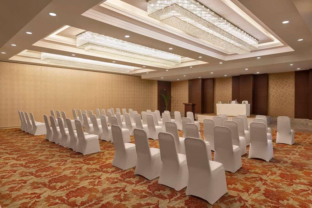 Hotel Ramada By Wyndham New Delhi Pitampura Zařízení fotografie