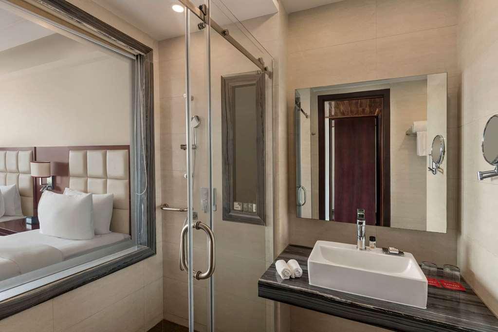 Hotel Ramada By Wyndham New Delhi Pitampura Exteriér fotografie